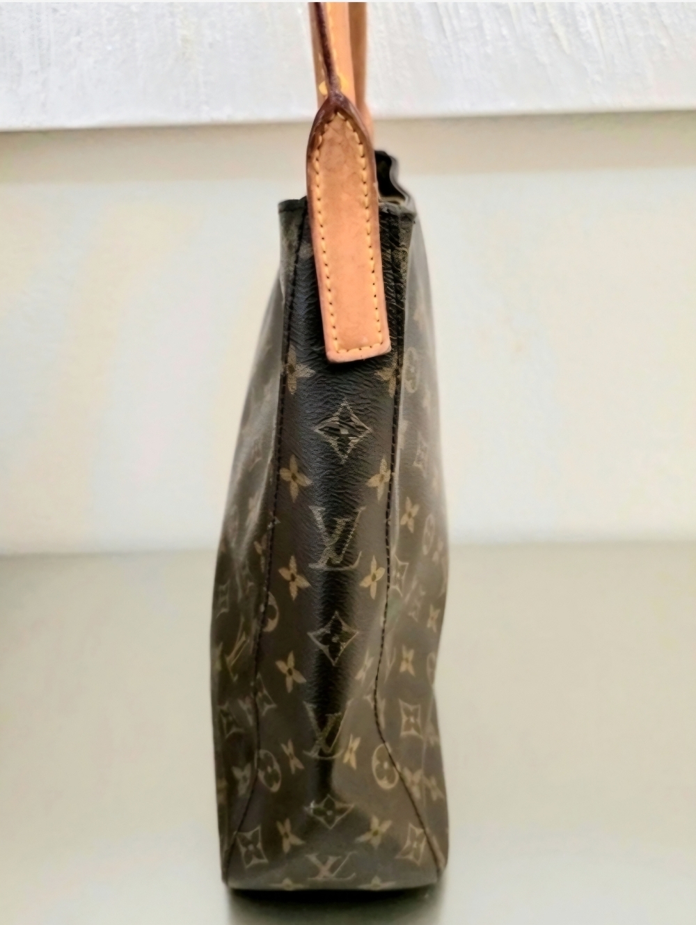 Louis Vuitton Brown Tan Monogram Canvas Looping Shoulder Bag - Picture 3 of 15